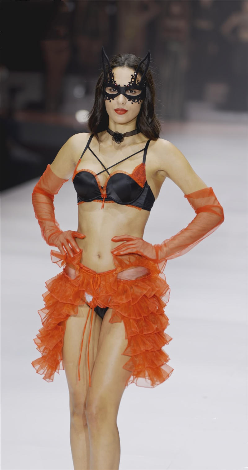 2024SIUF深圳内衣展布迪设计内衣走秀