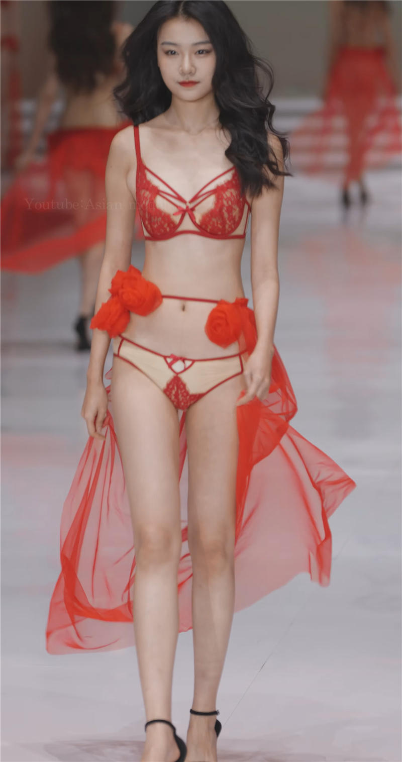 2024SIUF深圳内衣展立美力内衣秀